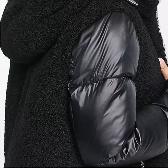 Women’s Calvin Klein Jacket - Picture 5 of 8